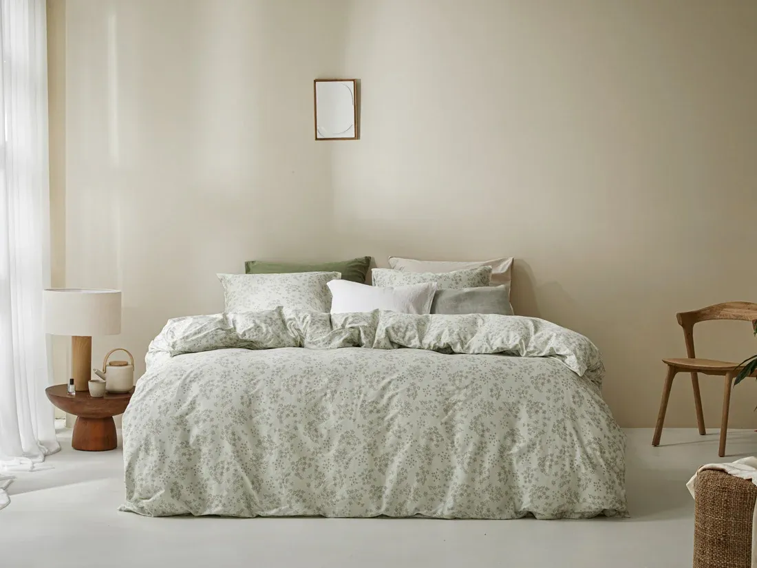 Dekbedovertrek katoensatijn natural bloom - zonder slopen