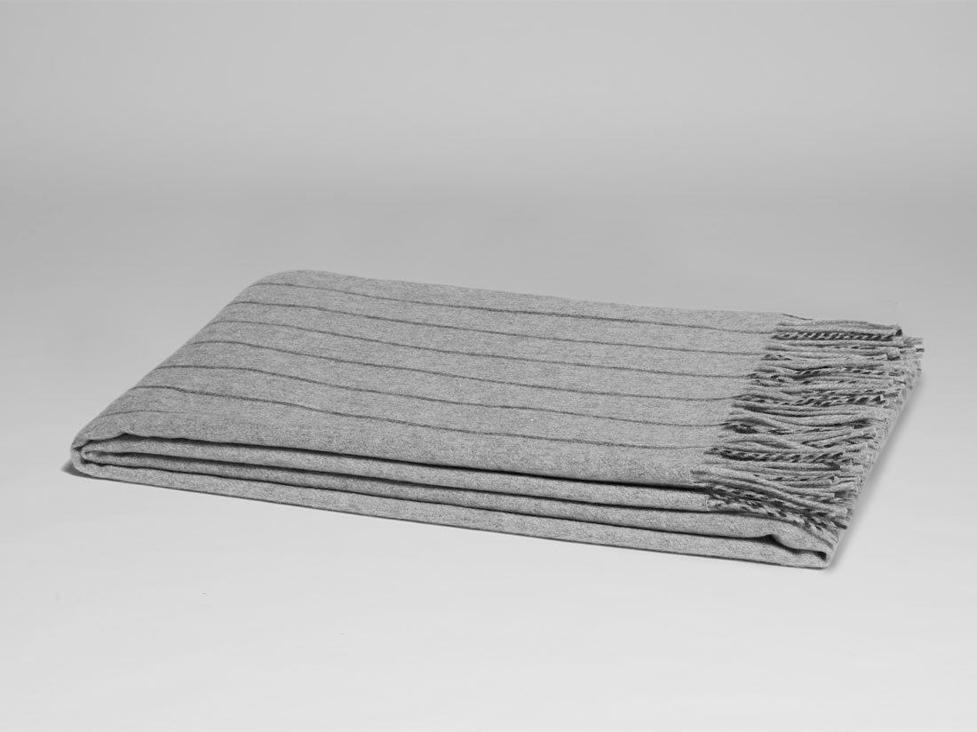 Image of Yumeko Plaid kasjmierblend stripe grey melange 130x190 80% merino scheerwol, 20% kasjmier