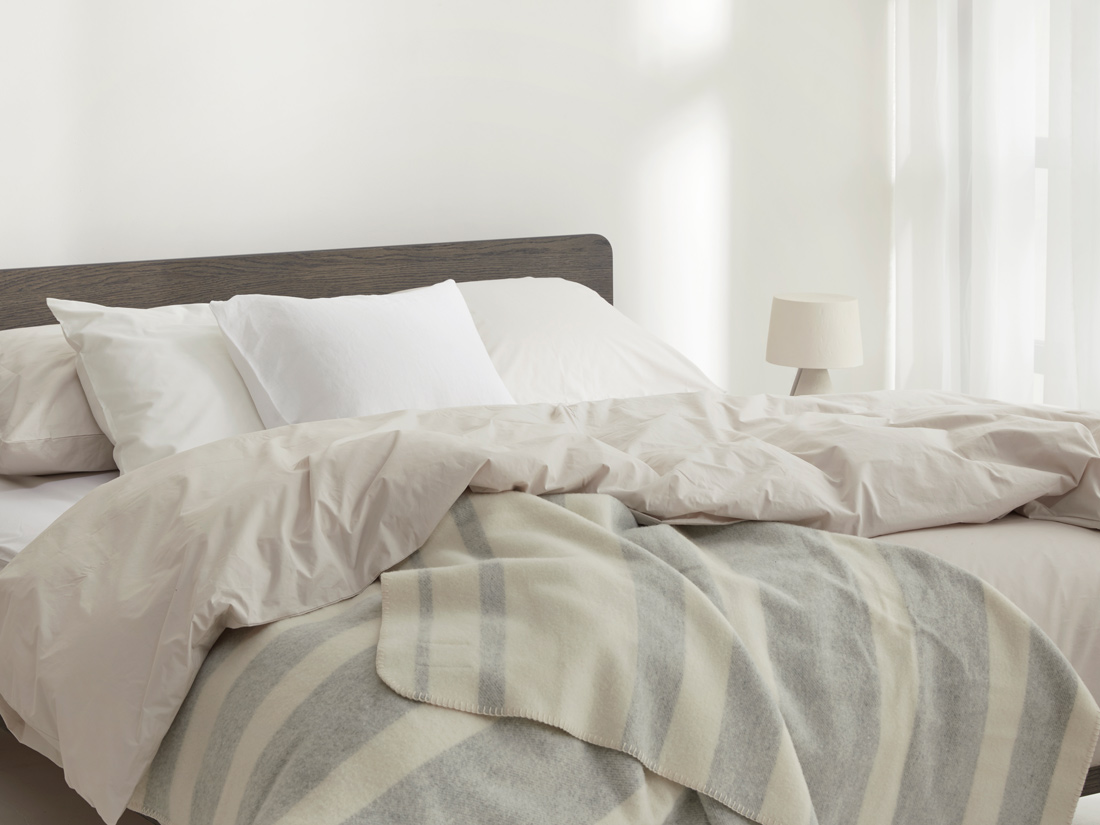 Yumeko Merinowollen deken stripe natural grey 150x220 100 merino scheerwol