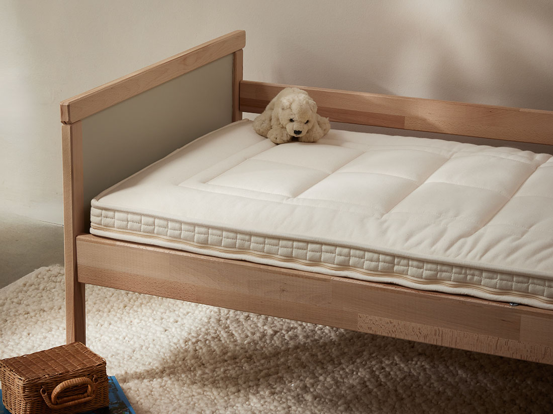 Yumeko Kindermatras natuurlatex Kern 100 natuurlatex Tijk 100 biologisch katoen, gewatteerd met 100 biologische scheerwol