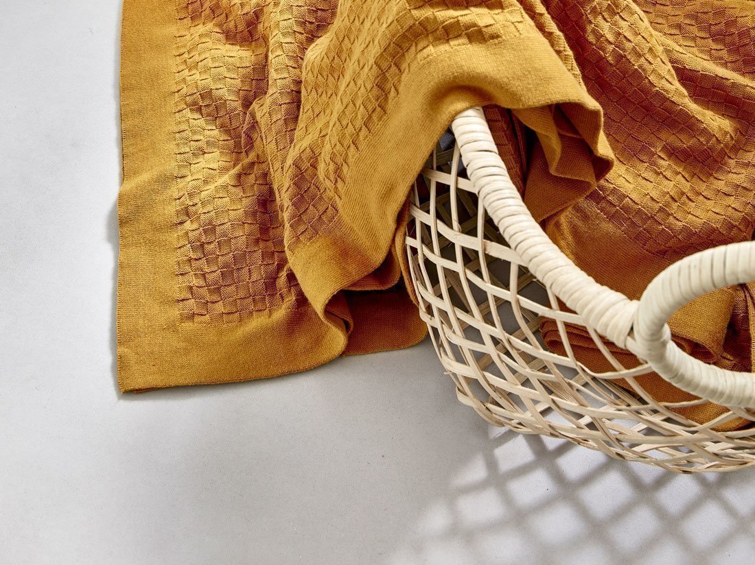 Image of Yumeko Deken katoen basket weave ochre yellow 160x250 100% biologisch en fairtrade katoen