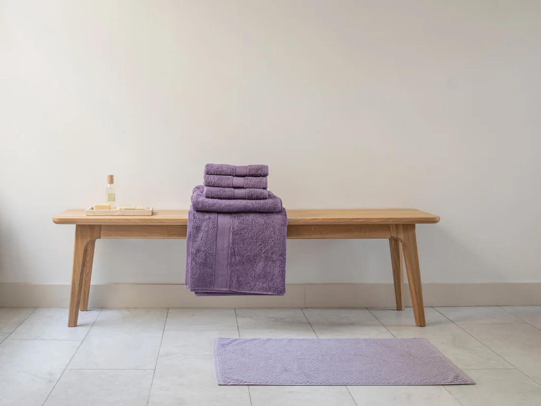 Handdoeken terry purple 50x100 via Yumeko