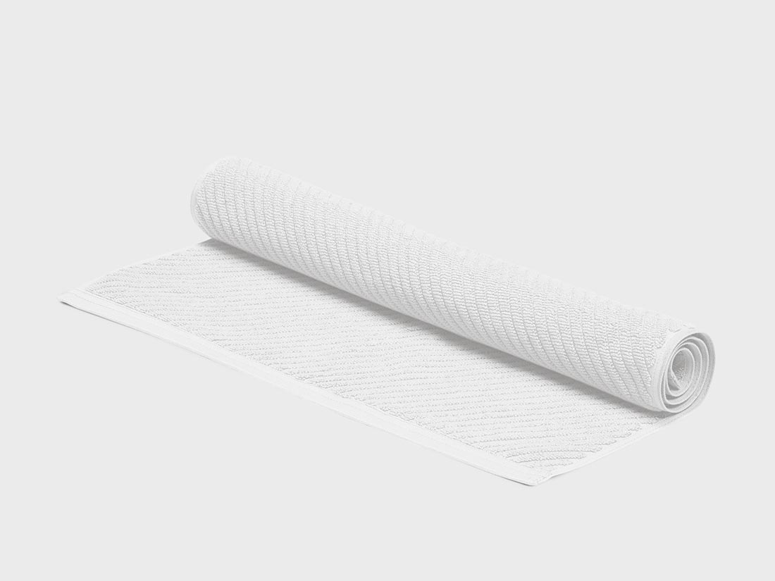 Badrumsmatta pure white 52x81