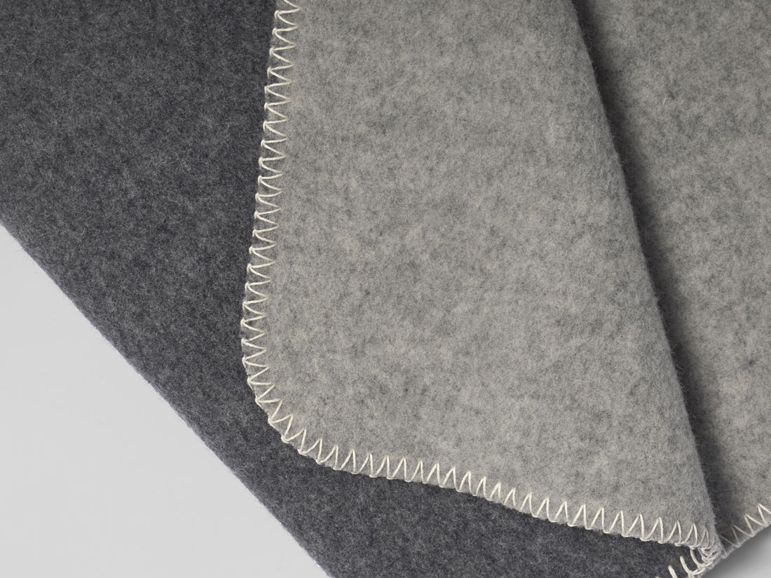 Couverture en laine mérinos charbon 150x220
