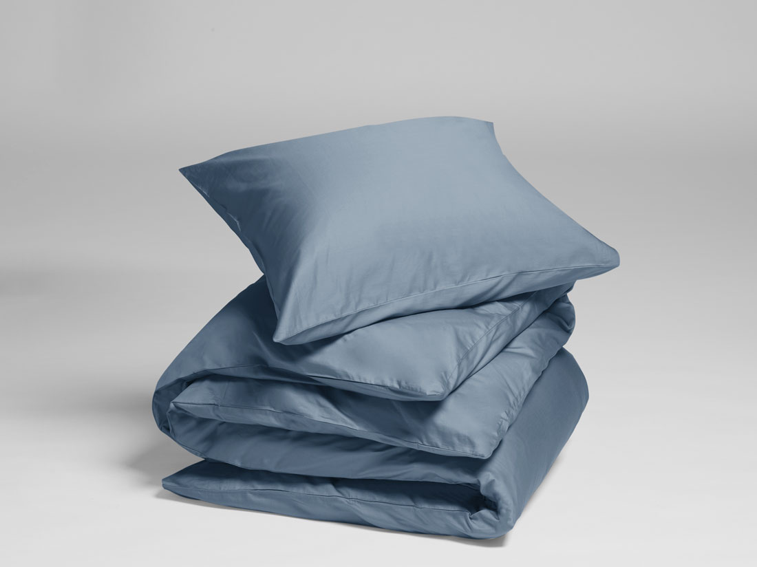 Påslakanset bomullssatin faded blue