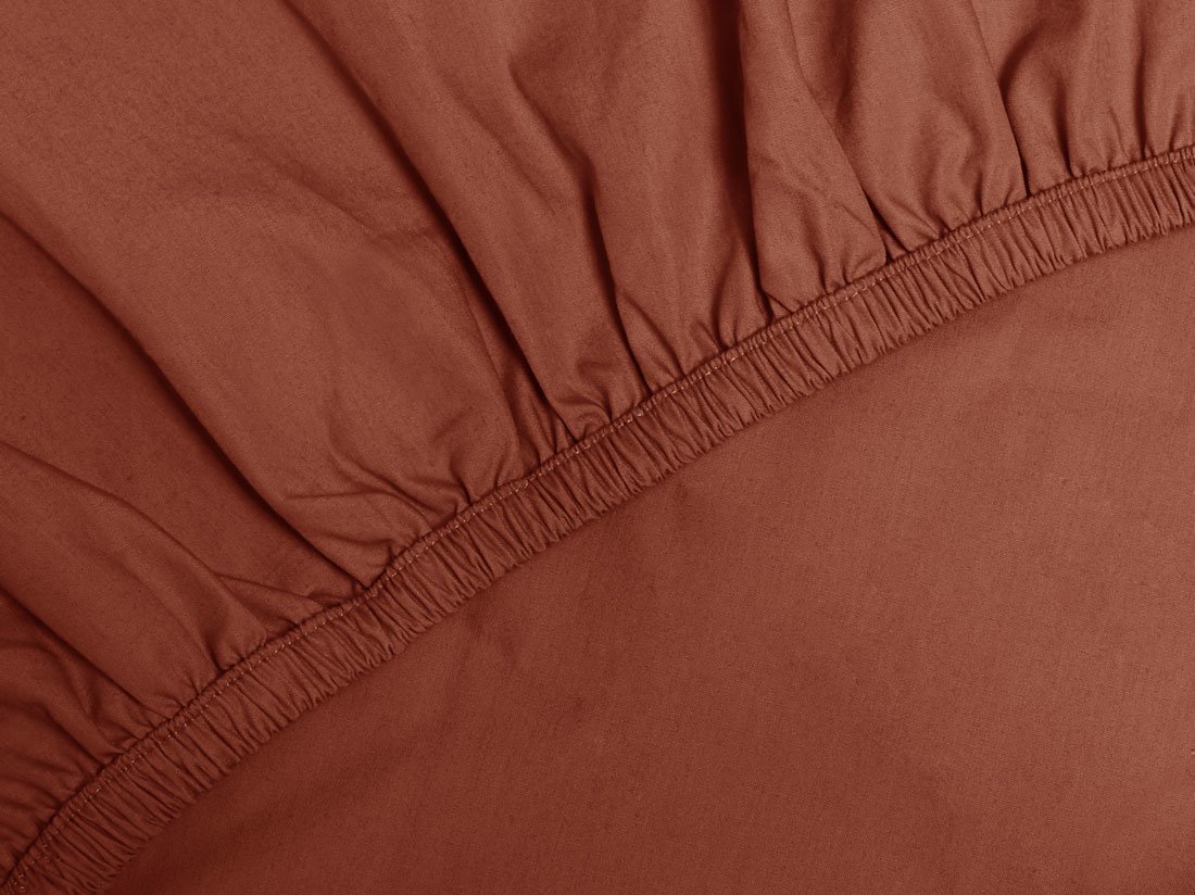 Faconlagen percale rusty red