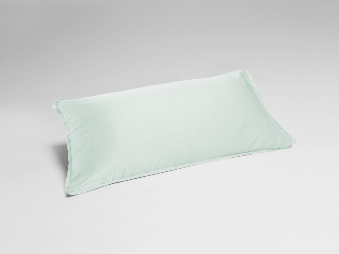 Taie d'oreiller satin de coton lavé mineral green
