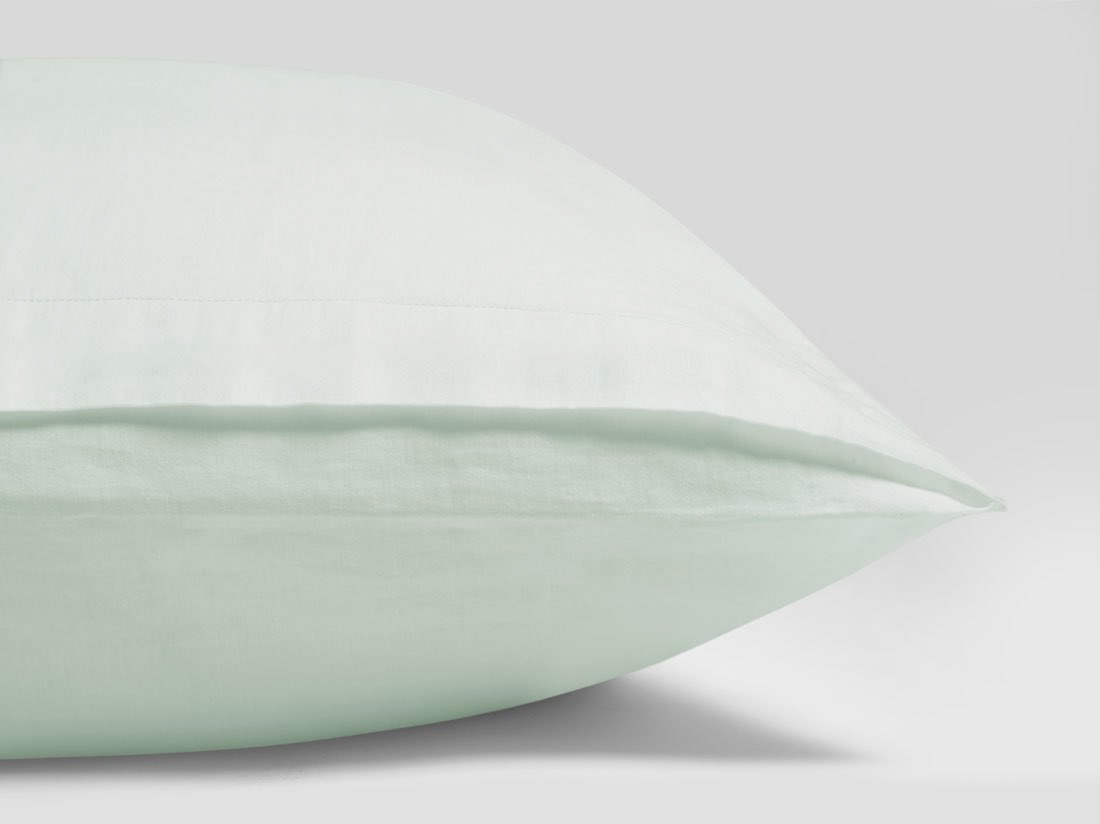 Taie d'oreiller satin de coton lavé mineral green