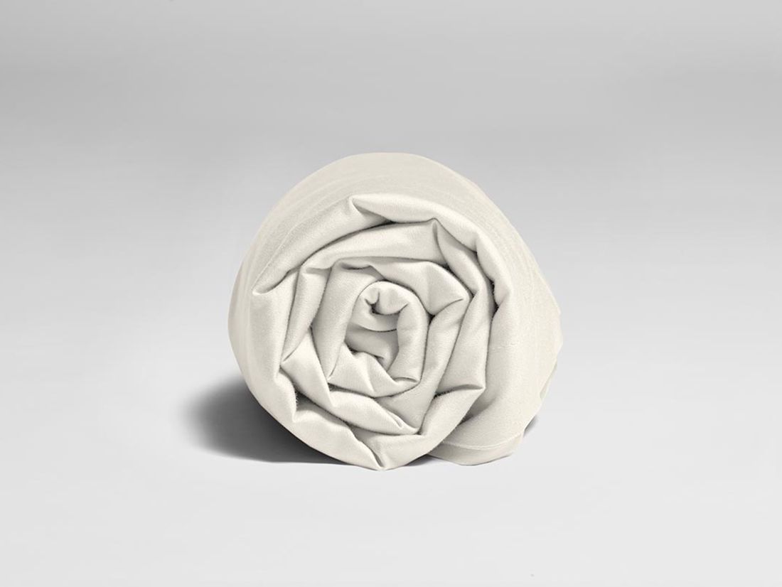 Barnlakan bomullssatin warm white/ochre moon