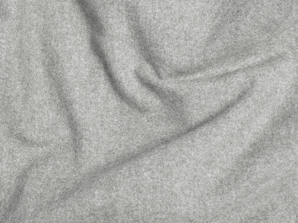 Taie d'oreiller flanelle de coton gris clair