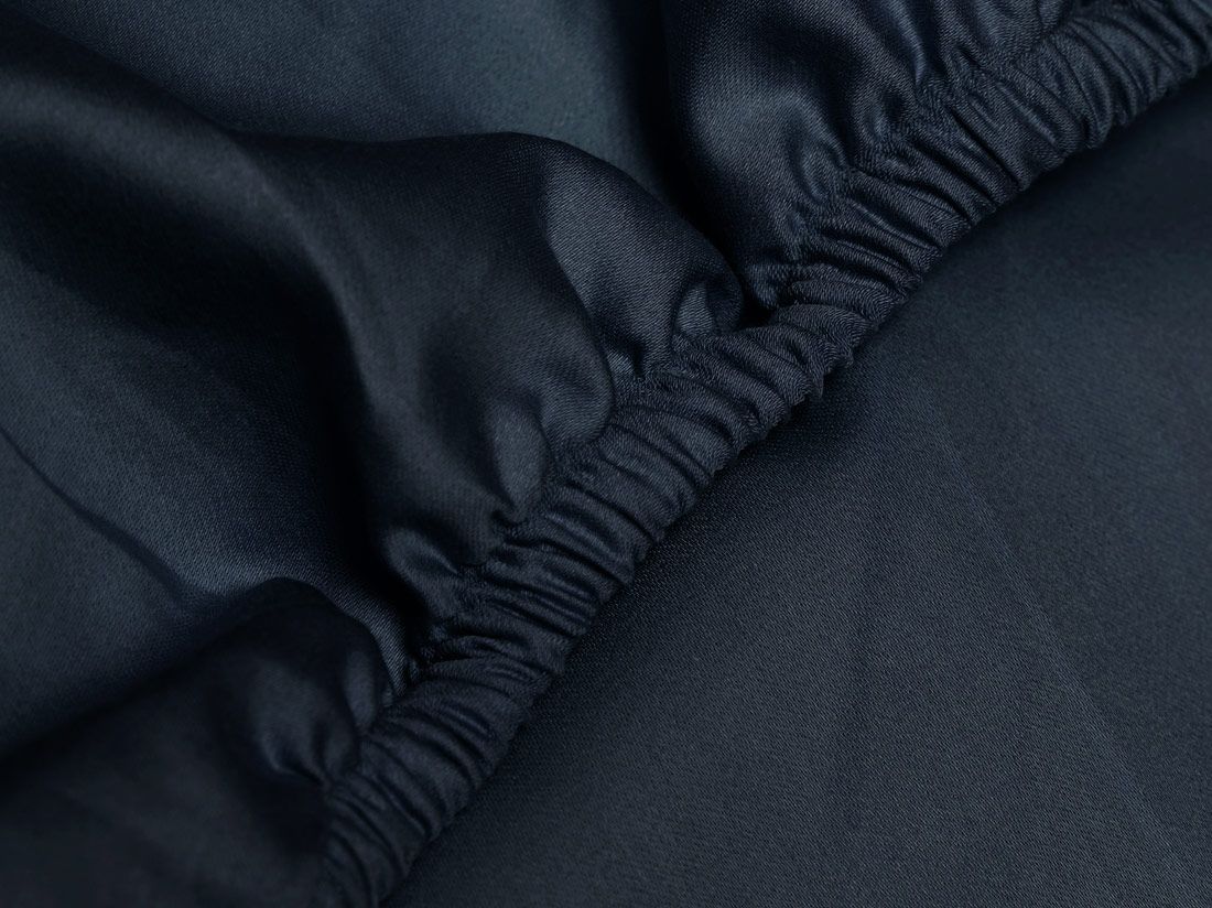 Dra-på-lakan bomullssatin blueberry