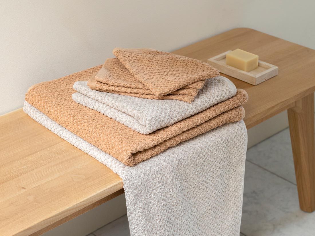 Badehåndklæder dots honey 70x140 - 2 st