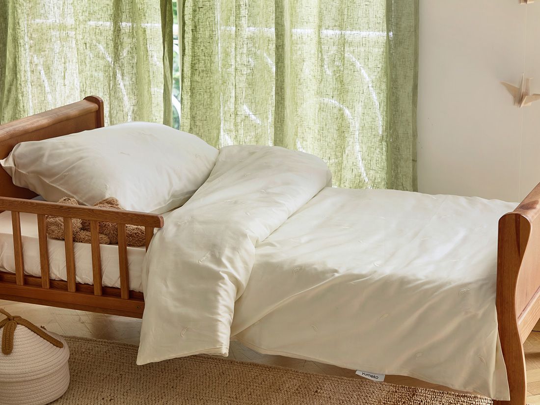 Kinderbettwäsche Baumwollsatin Warm White Feather