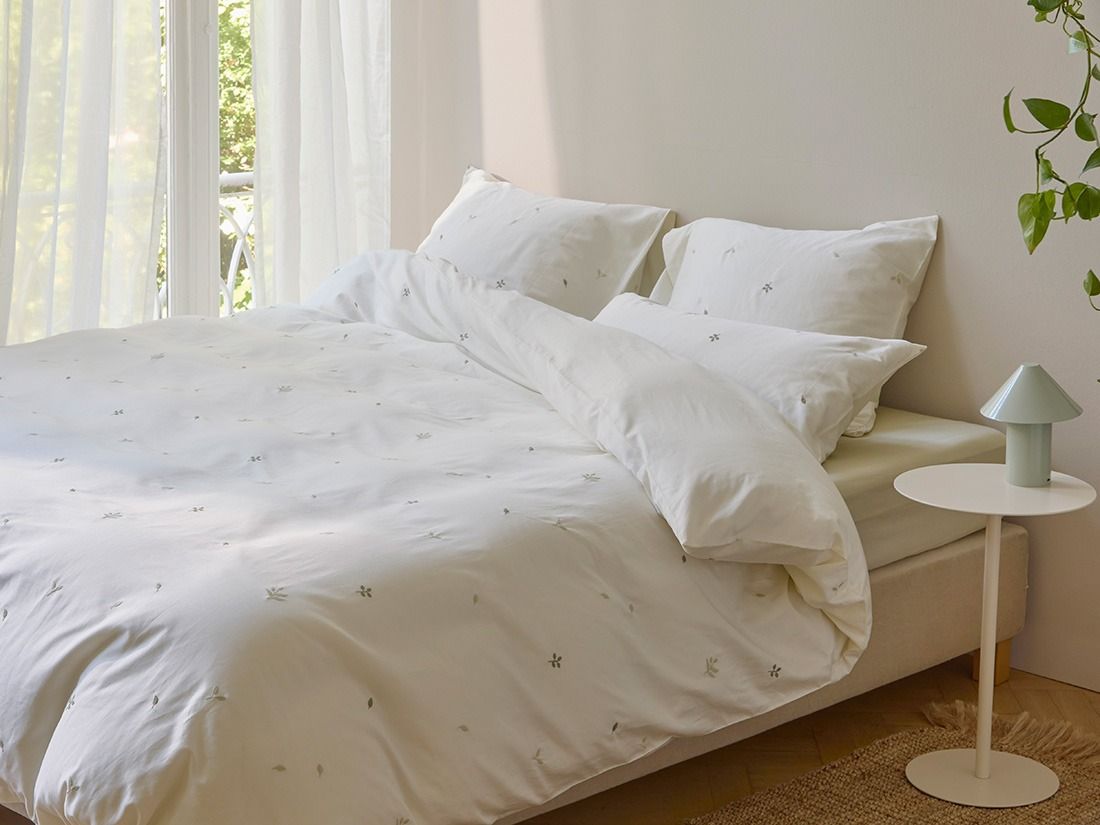 Parure de lit satin de coton blanc chaud botanique