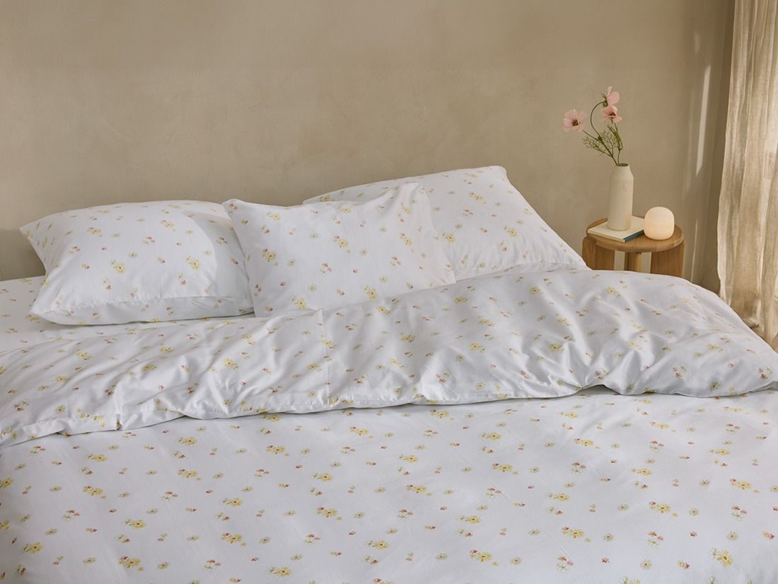 Påslakanset bomullssatin flower valley