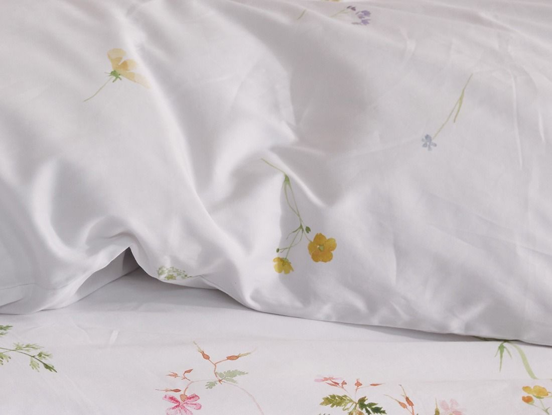 Dekbedovertrek katoensatijn wild flowers