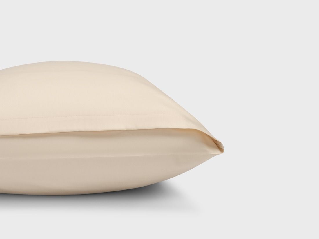 Örngott bomullssatin almond milk