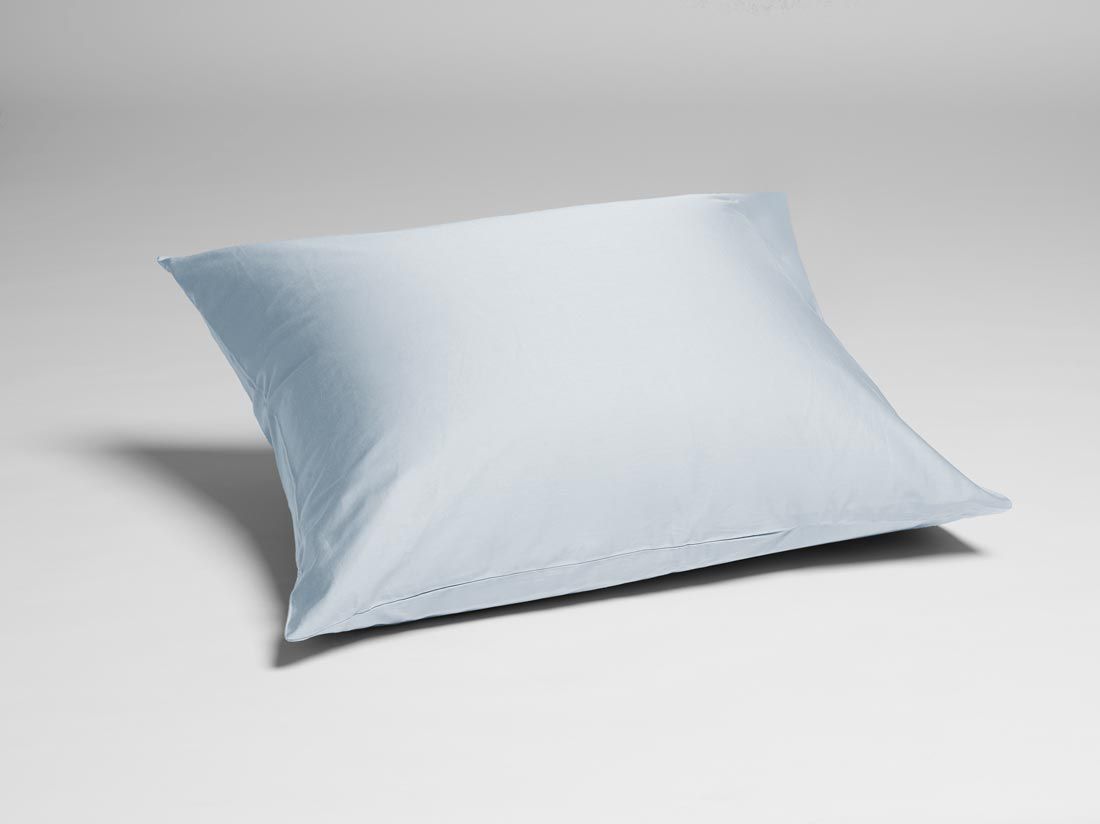 Kussensloop katoensatijn sky blue