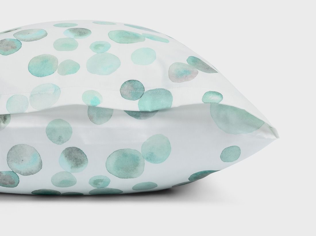 Kussensloop katoensatijn watercolor dots sea green