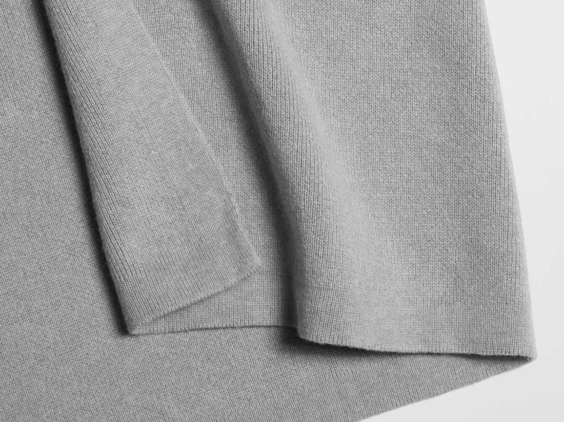 Poncho coton tricoté mélange gris