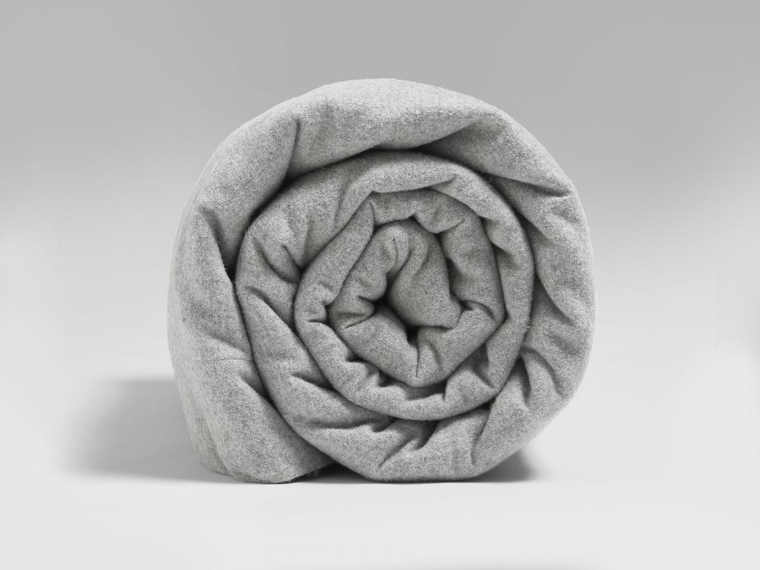 Drap plat flanelle de coton gris clair