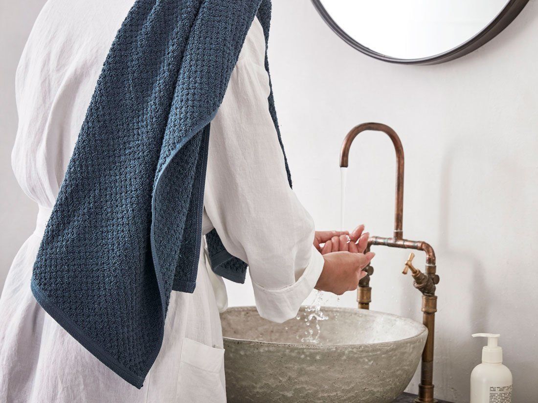 Duschhanddukar dots blue 70x140 - 2 stycken