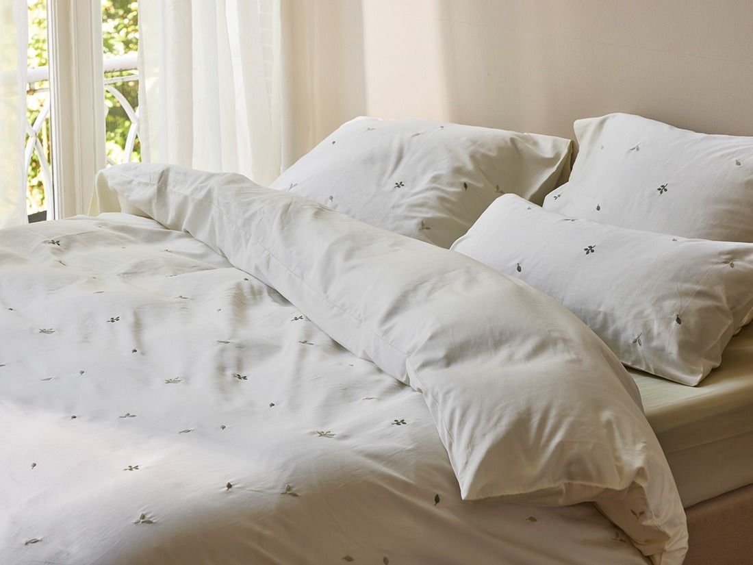 Dekbedovertrek katoen satijn warm white botanical