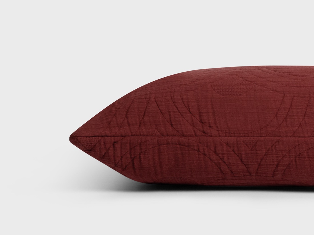 Sierkussenhoes mousseline katoen arch bordeaux