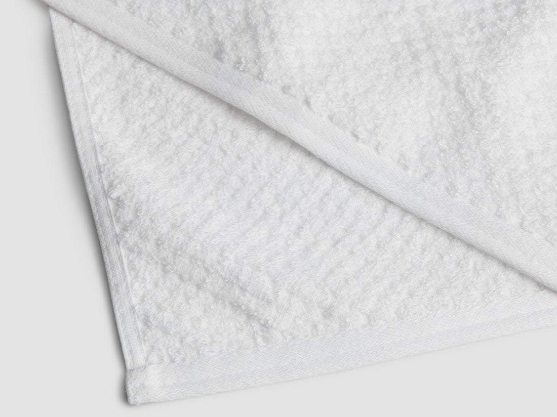 Håndklæder dots pure white 50x100