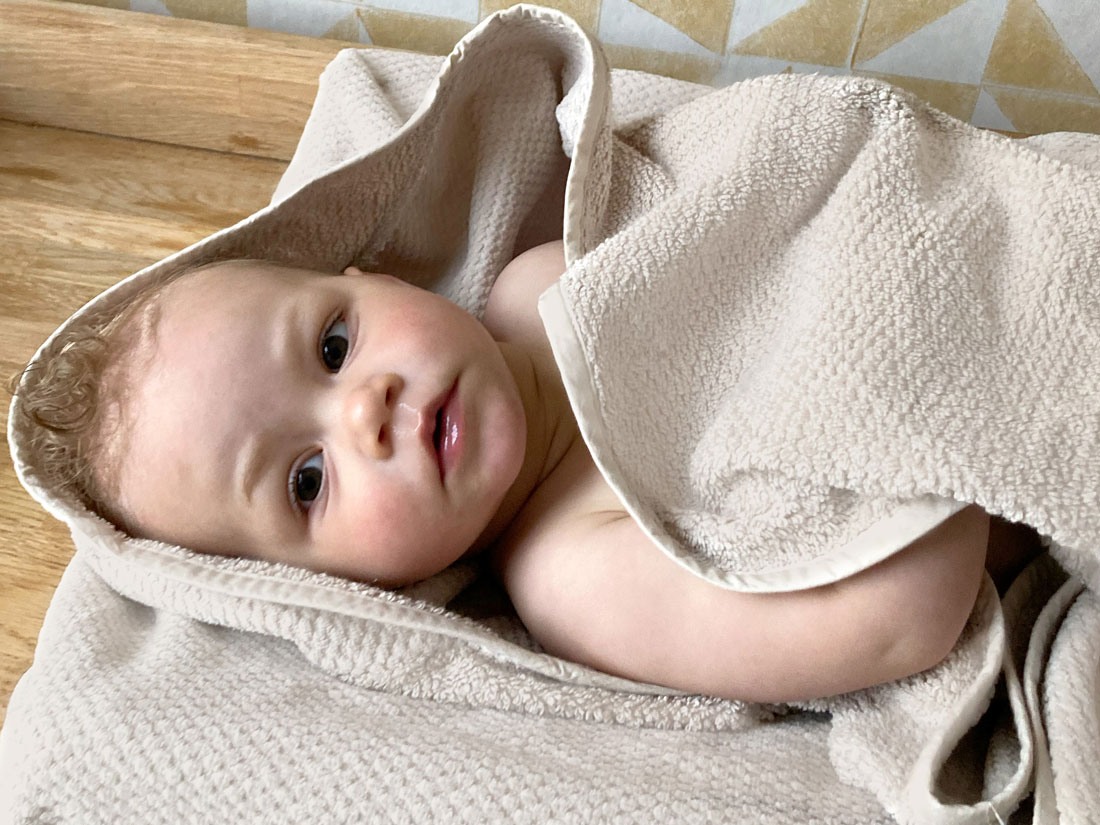 Puslepudebetræk Mini Dots White Sand 50x70