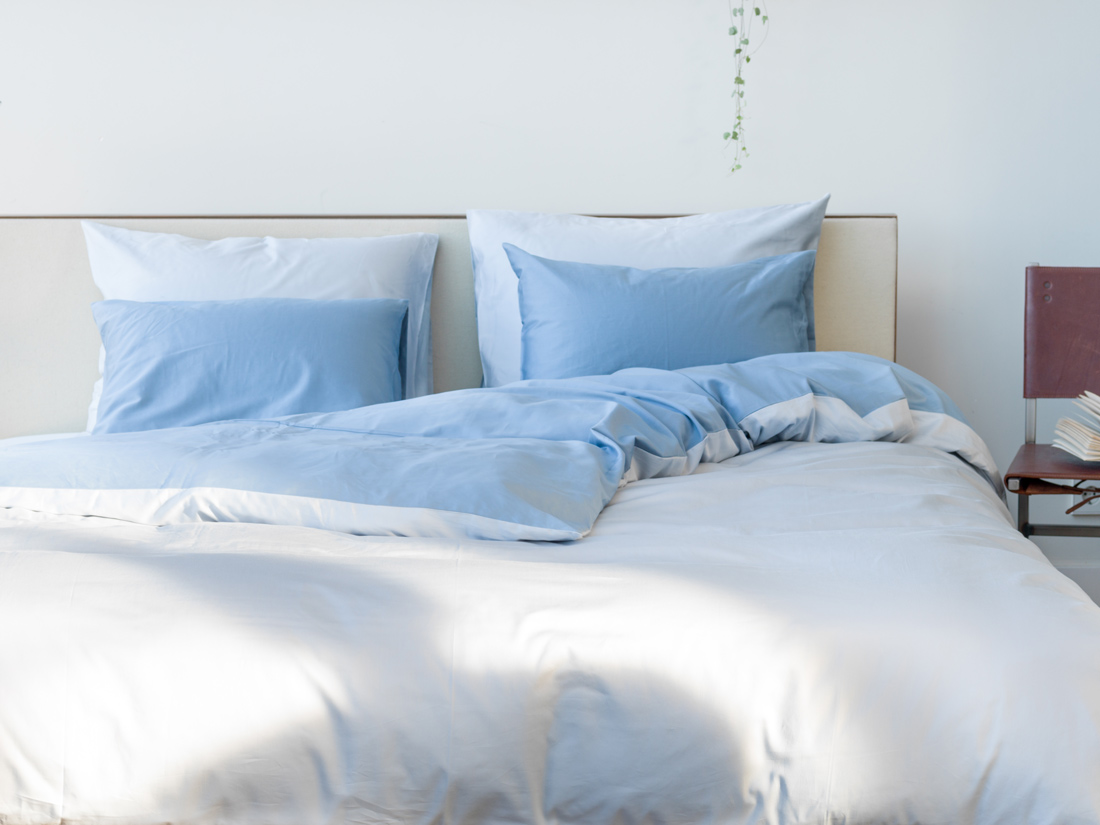 Housse de couette satin de coton double face bleu