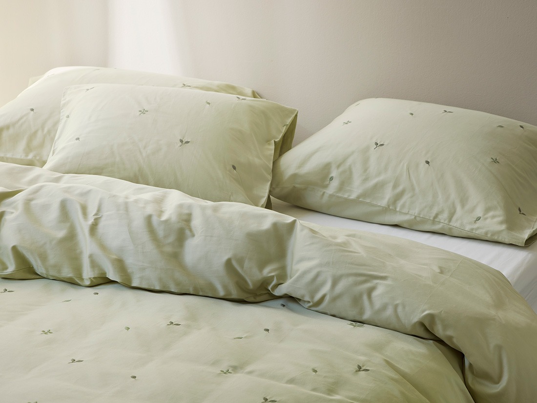 Dekbedovertrek katoen satijn light olive botanical