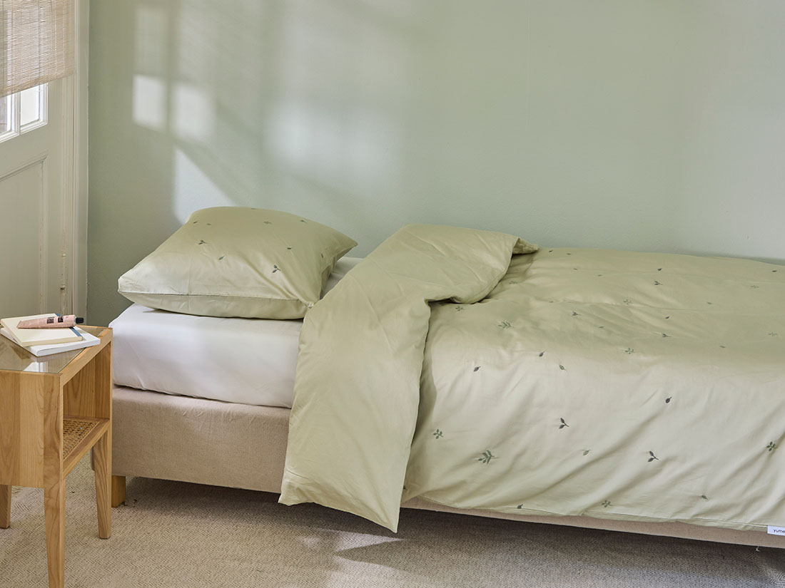 Dekbedovertrek katoen satijn light olive botanical