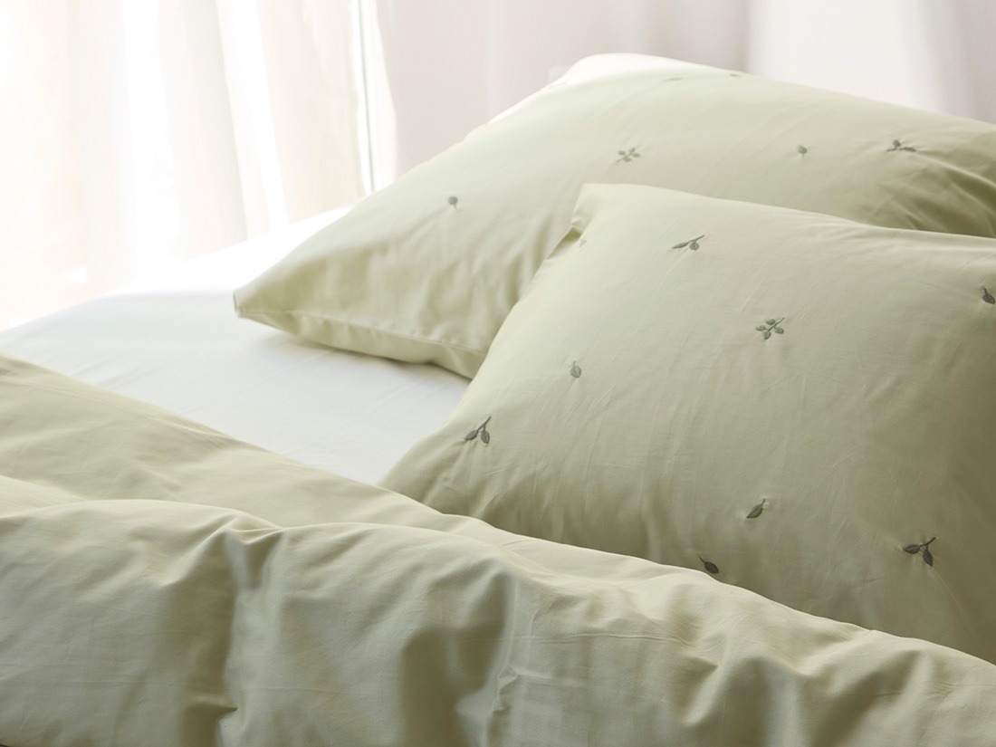 Dekbedovertrek katoen satijn light olive botanical