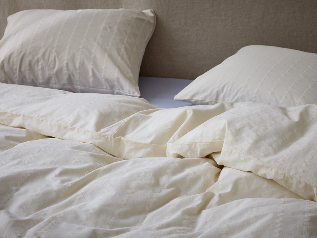 Parure de lit en coton seersucker blanc doux